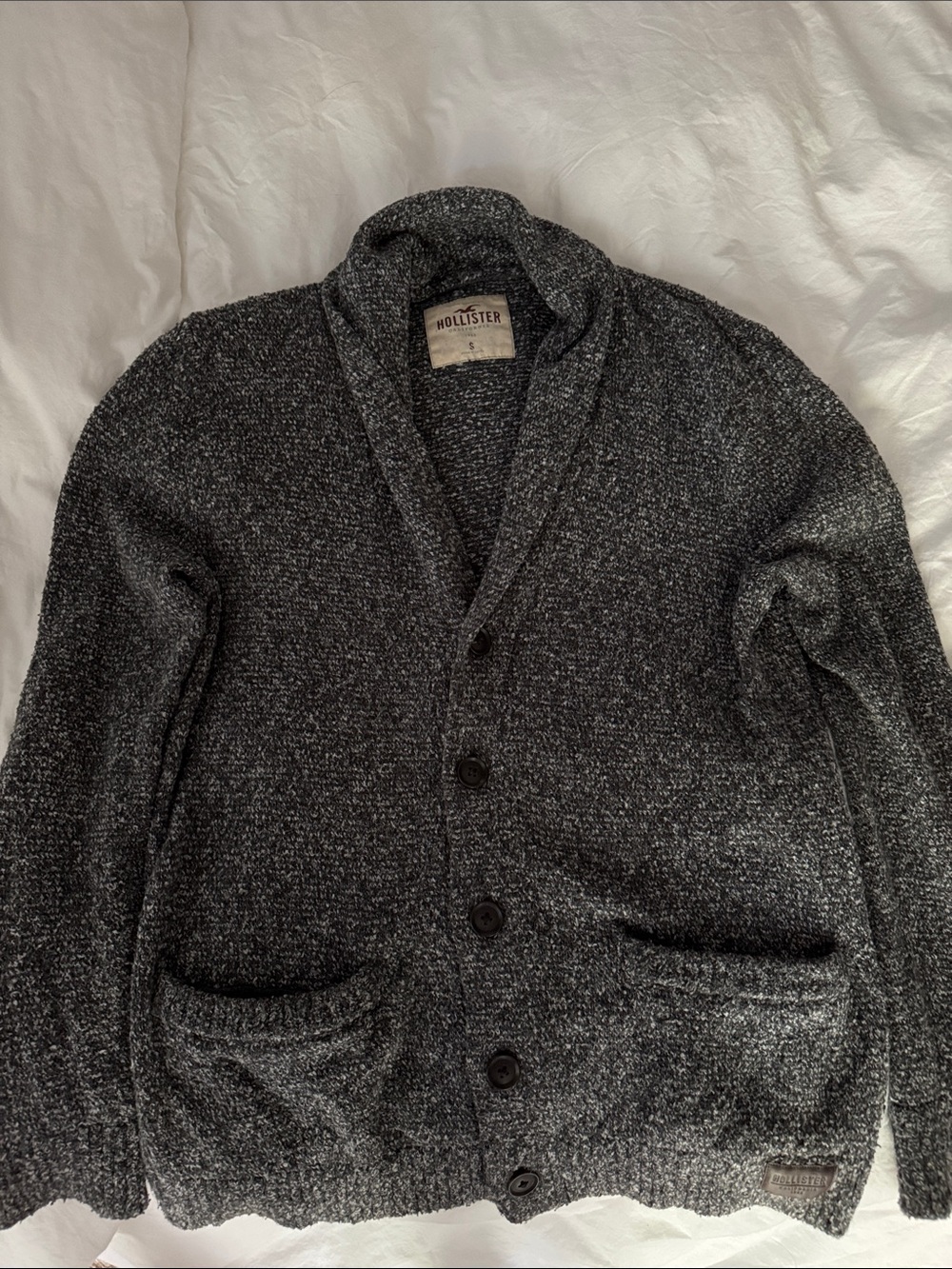 Hollister Men's Dark Heathered Charcoal Cardigan Sweater - Small